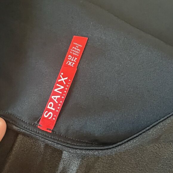 Spanx Women’s  Faux Leather Leggings Pull On Size 2X Black - Picture 4 of 8